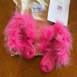 Sleeper Pom Kitten Heel Mules with Feathers in Hot Pink, size 36, NWT.